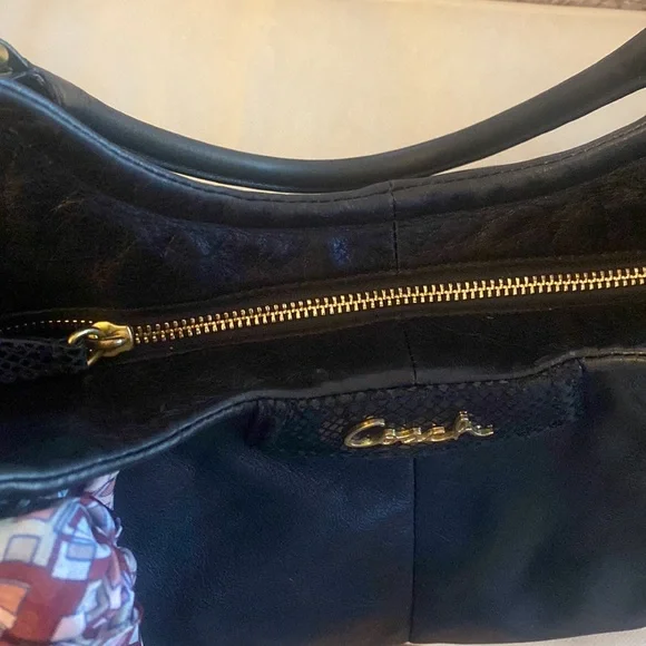 Coach F23308 black leather pleated purse with gold hardware - Picture 8 of 11